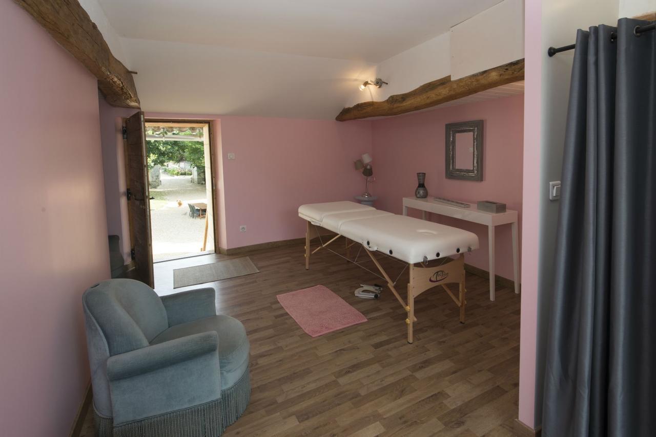 Chambres D'Hotes Les Delices De La Roche Louresse-Rochemenier Bagian luar foto