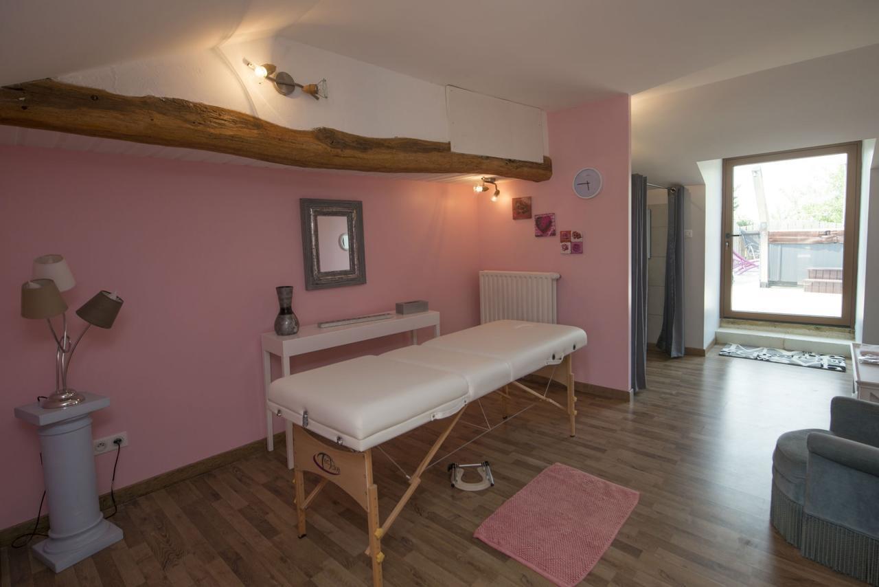 Chambres D'Hotes Les Delices De La Roche Louresse-Rochemenier Bagian luar foto